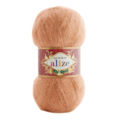 Kid Royal (62% кид мохер + 38% полиамид) 50гр. 500м. №825 карамель